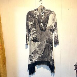 Cable‎ and Gauge dress size L